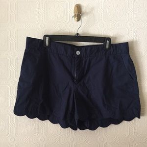 Lauren James scallop short